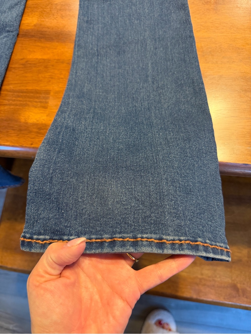 NWT True Religion Becca Big T Mid-Rise Bootcut Jeans Sz 25 Retail $204 - Picture 11 of 15